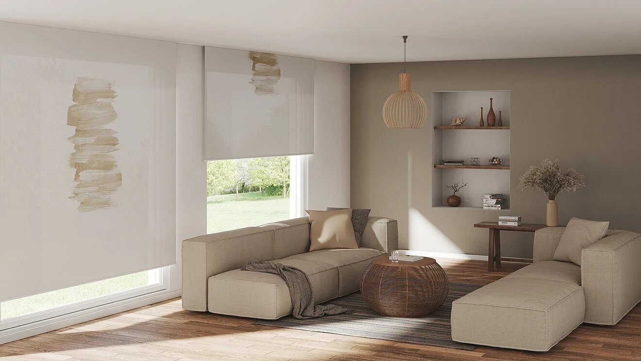 Modernes Wohnzimmer mit Rollos mit Pinselstrich-Design