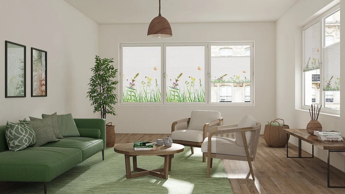 Plissees mit Blumendesign in Raum mit grünem Interieur